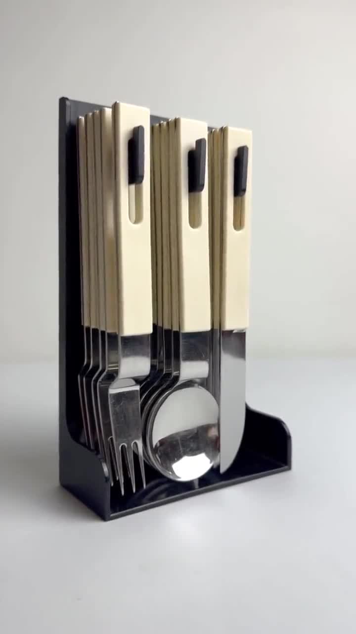 Zani Zani “primovere” Cutlery Set by Carla Nencioni & Armando