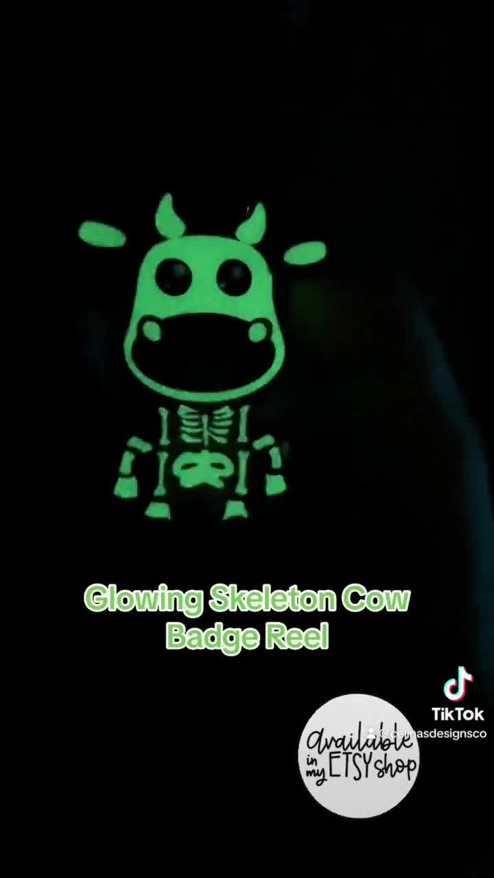 GLOWS Skeleton Cow Badge Reel 