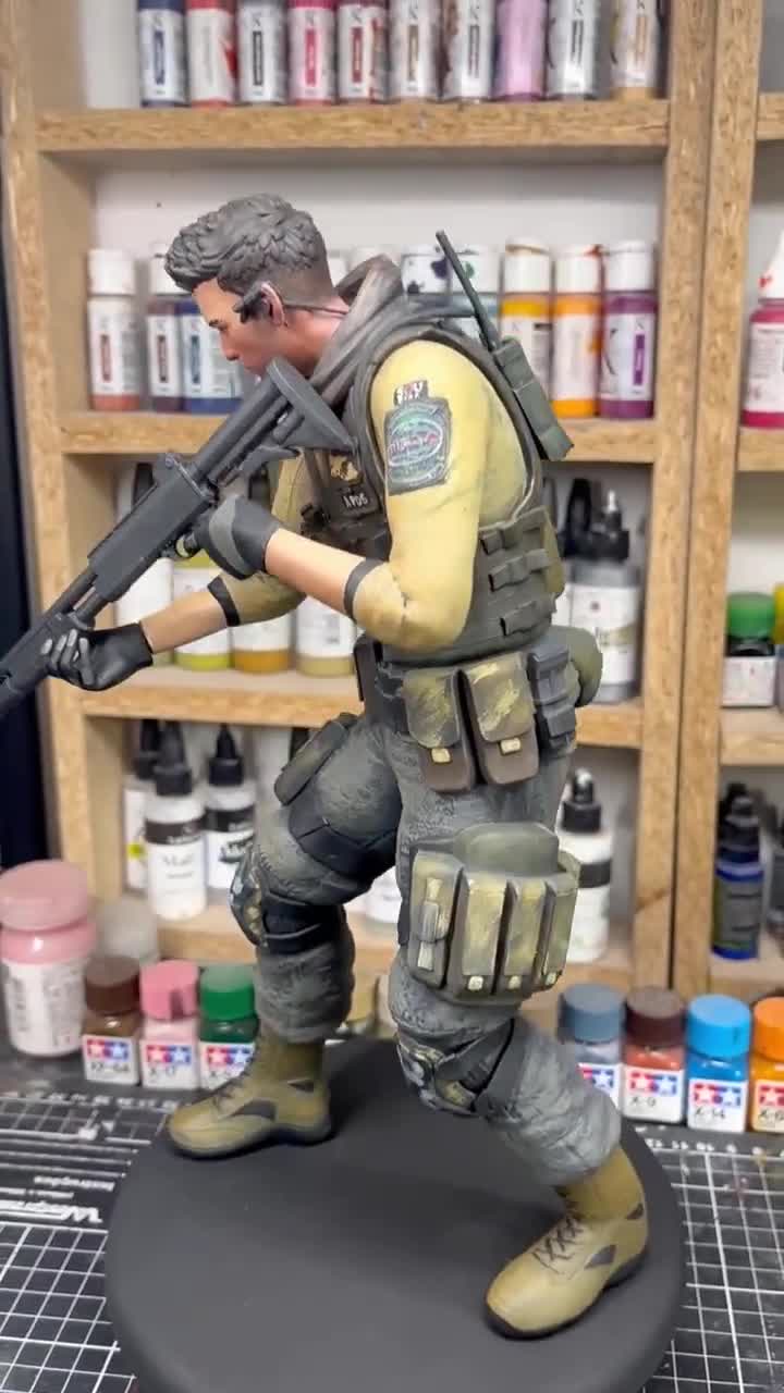 1/6カスタムフィギュア　ピアーズ・ニヴァンス　バイオハザード6 1/6カスタムフィギュア ピアーズ・ニヴァンス バイオハザード6