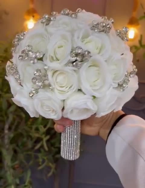 Romantico 2024 Wedding Bouquet Fiori Di Rosa In Schiuma Artificiale Decorazione Da Damigella Da 7,39 € | DHgate