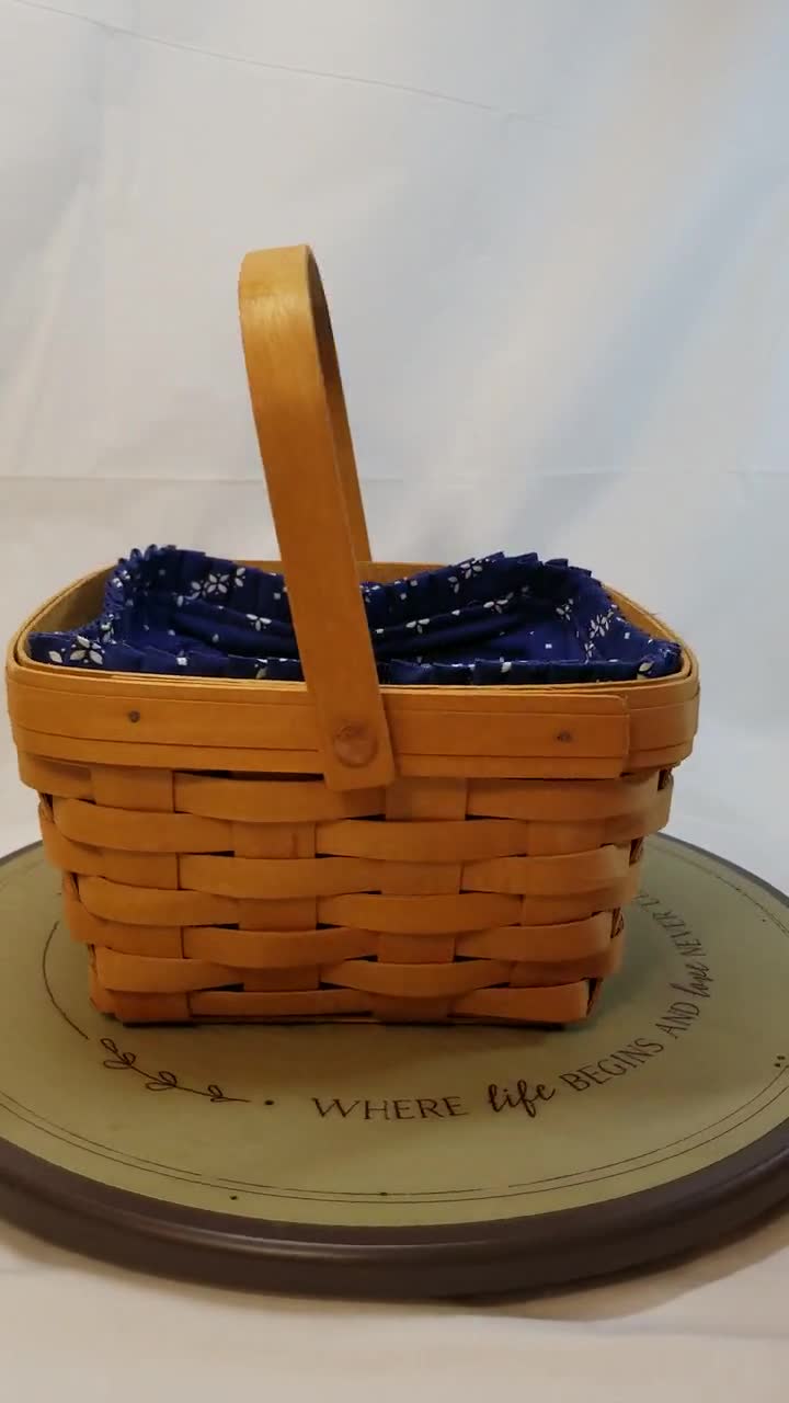 Vintage Longaberger Basket Handwoven 9 X 9 X 5 Blue Liner 2000