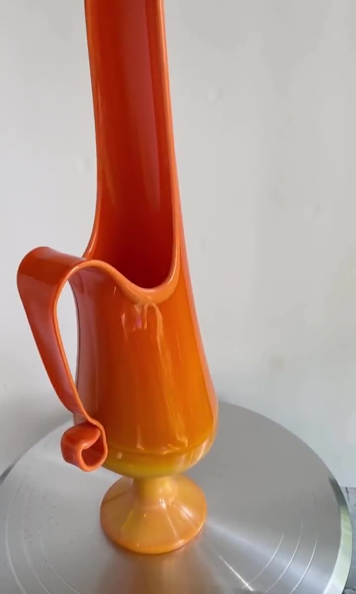 LE Smith Bittersweet Ewer VTG Orange Glass fashion Candleholder Mid Century Modern 12.5