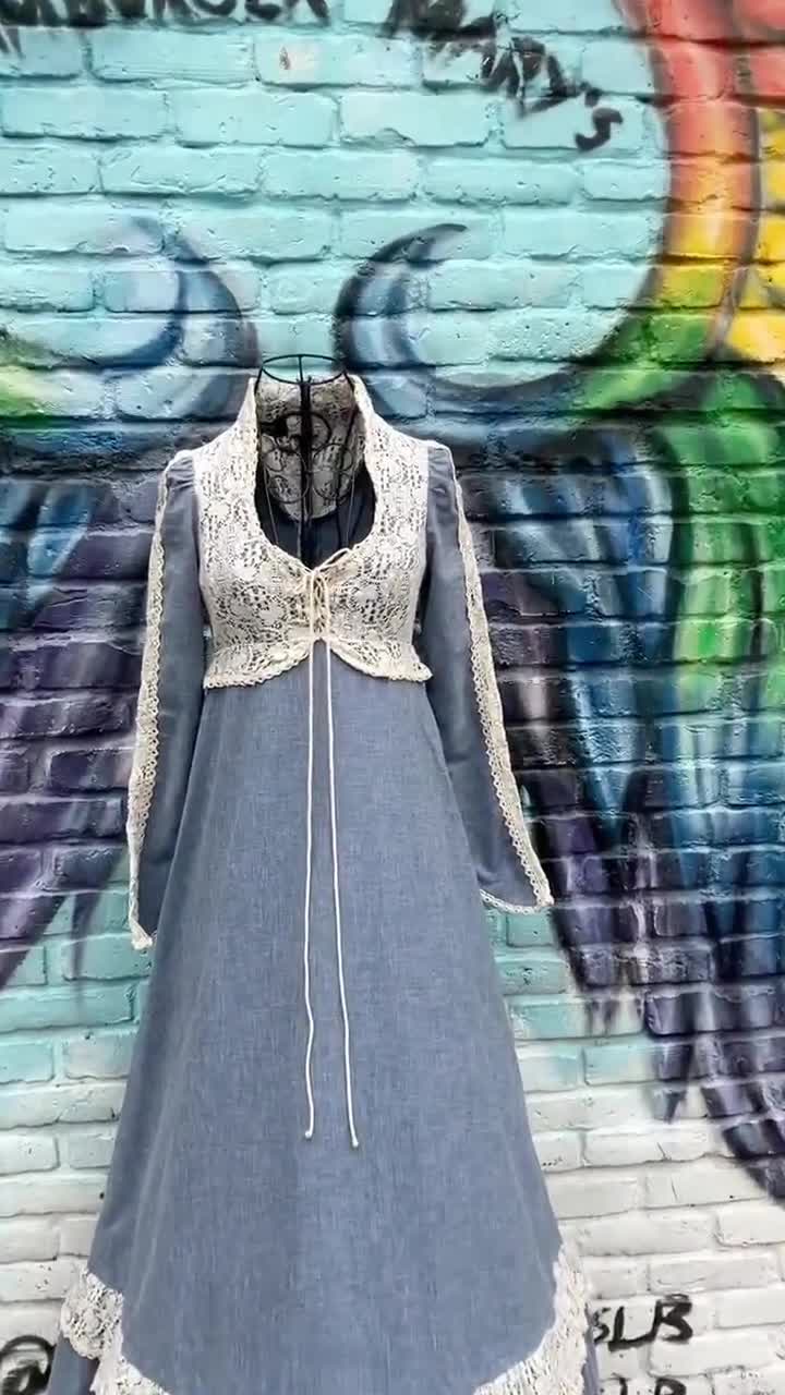 70's Vintage Gunne Sax Black Label Blue Chambray Ivory Lace 70's Vintage Gunne Sax Black Label Blue Chambray Ivory Lace