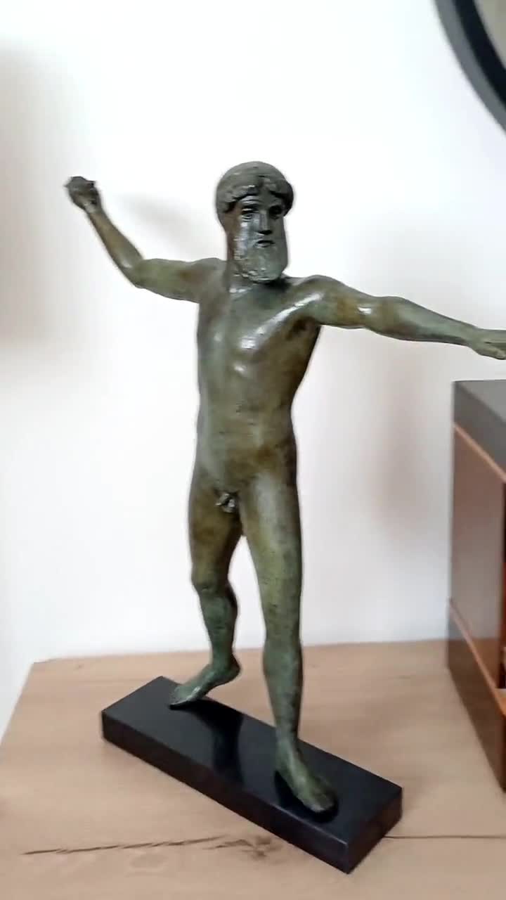 ポセイドン像、ギリシャ美術の海の神、嵐、地震、馬の像、青銅器時代の