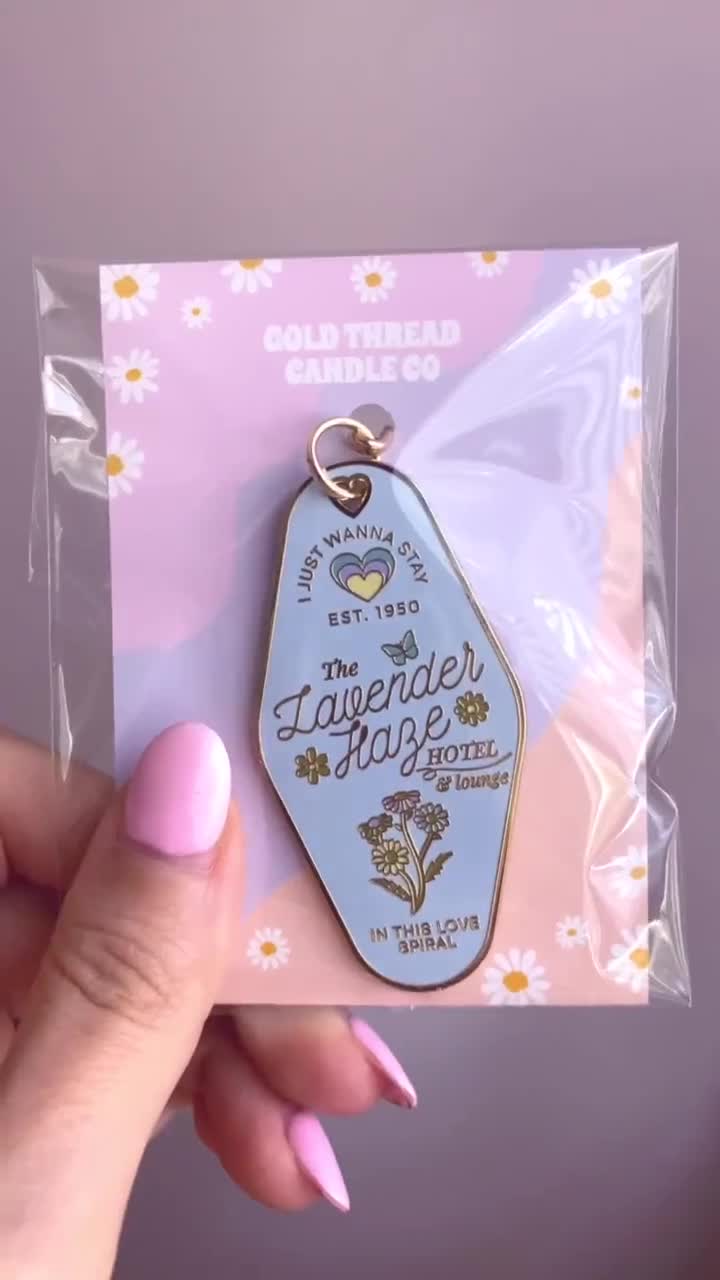 GrapeSodaClub Lover House Taylor Swift Motel Keychain