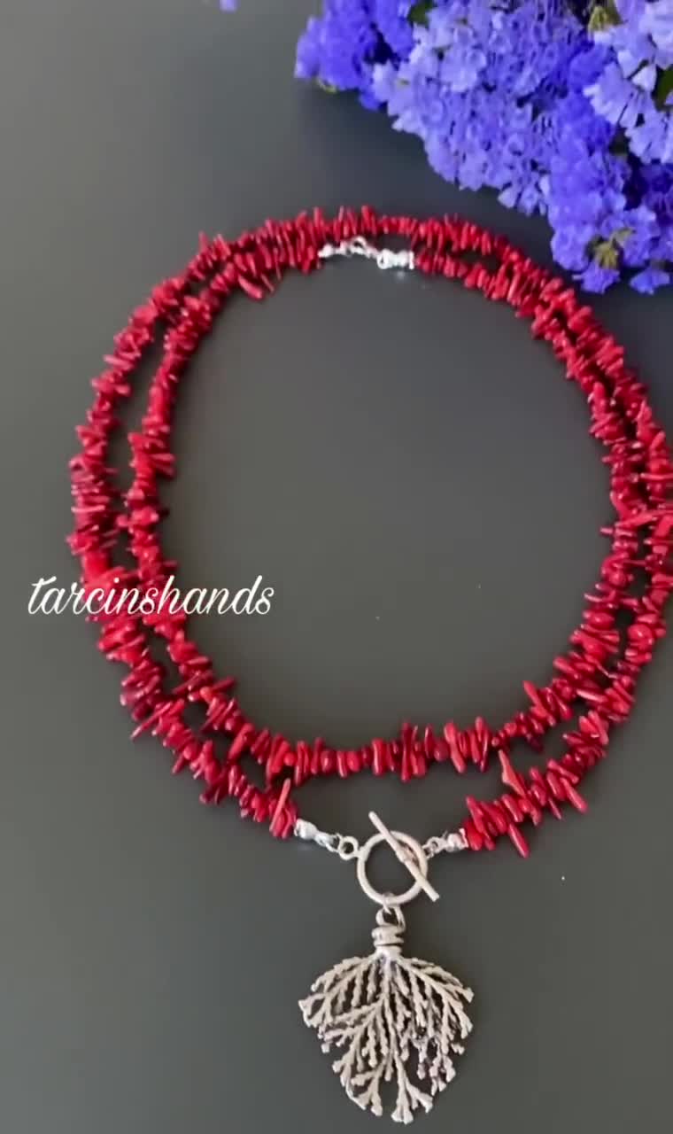 コーラルビーズネックレス シルバーメッキトグル付きマルチストランドコーラルビーズネックレス