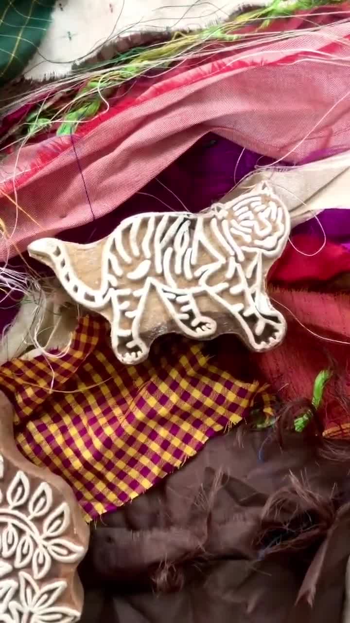 インドの虎のブロックプリント、手彫りの木製スタンプ、布地 - Etsy 日本