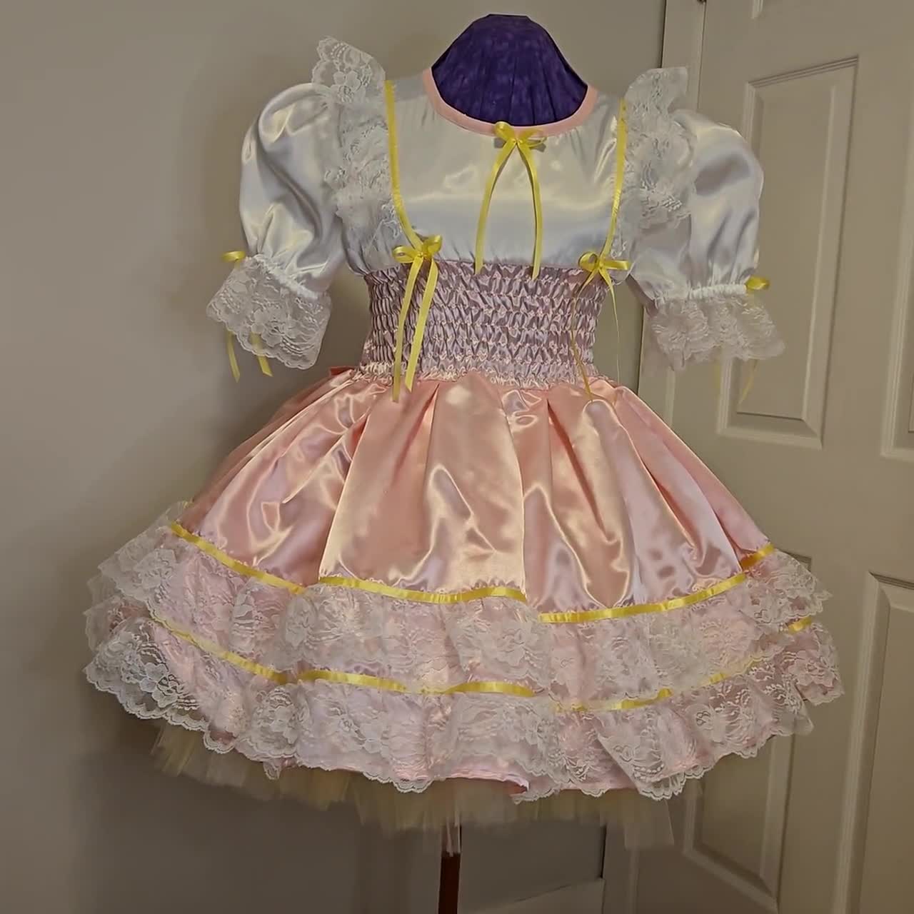 ハンドメイド　ゴスロリ・ロリータドレス ピンク サテン レース ロリータ アシンメトリー ドレス＋帽子セット 通年 ピンク