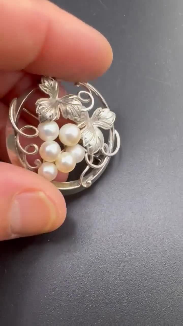 MIKIMOTO シルバー　ブロッチ Vintage Mid Century 6 Mikimoto Pearl Circle Pin Sterling Silver