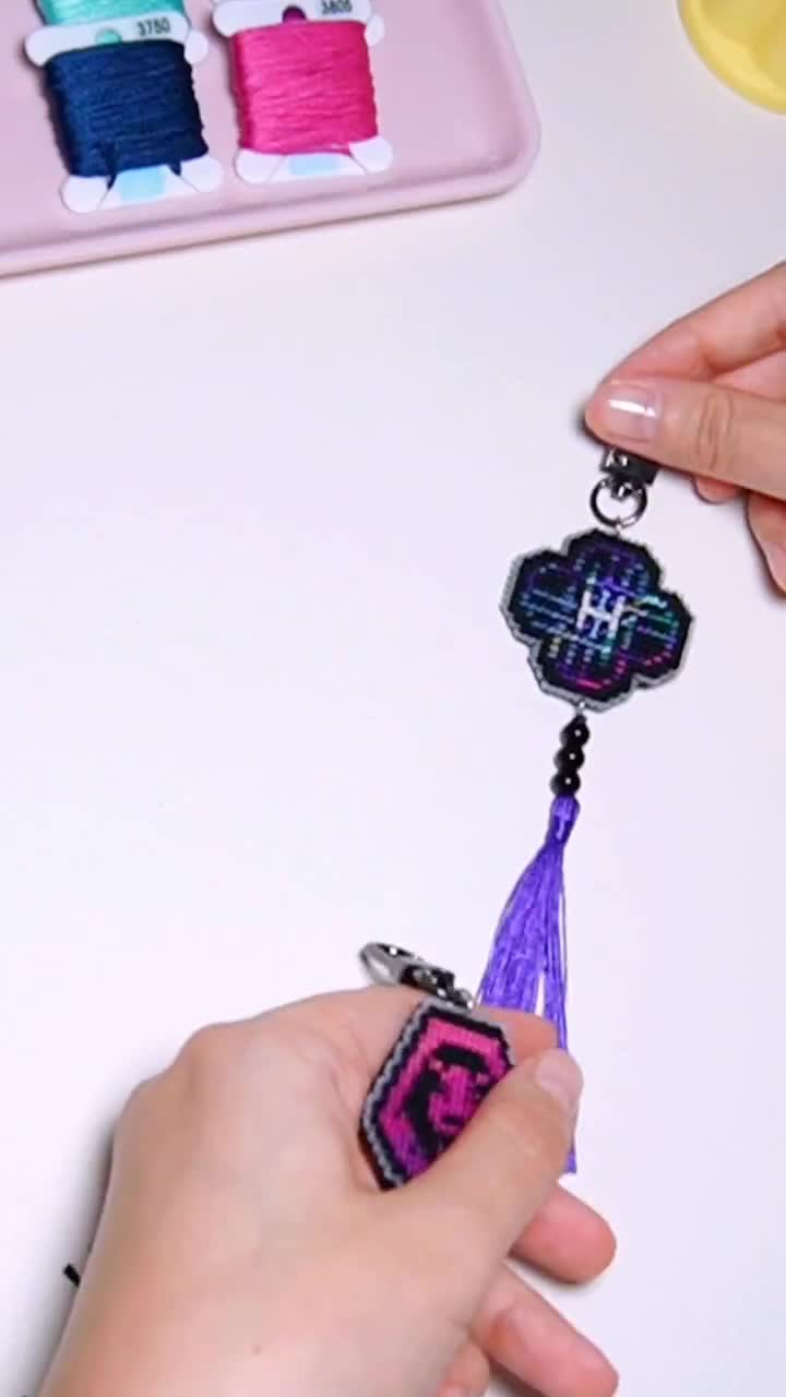 K-pop Demon Hunters Mini Cross Stitch Pattern Set | Huntrix & Saja