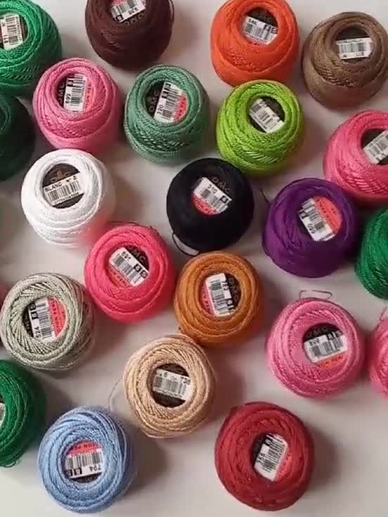 DMC Perlato N. 8 - Gomitolo Di Cotone Per Ricamo 95m, Colore Viola Scuro (116) - Ideale Per Tovaglie E Bordure - 3