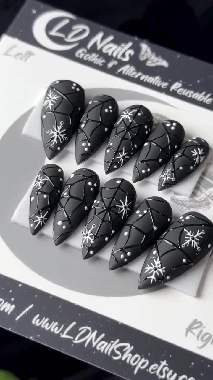 Gothic Christmas Press on Nails: Spooky Spiderweb Snowflake Nails