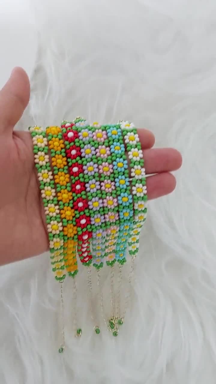 Daisy Flower Bracelet, Handmade Daisy Chain Bracelets, Beaded