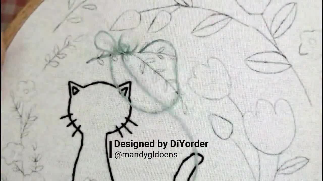 猫の刺繍キット - ハンドメイド刺繍 - 彼女への贈り物 - 花の