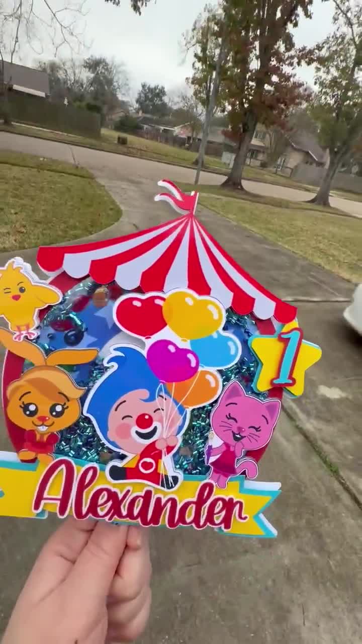 Adorno para tarta Plim Plim / Decoración de cumpleaños personalizada con forma de coctelera video poster