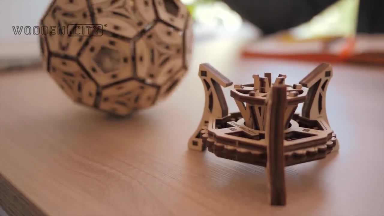 Puzzle 3D in legno per ragazzi e adulti amanti dei modellini e ingranaggi