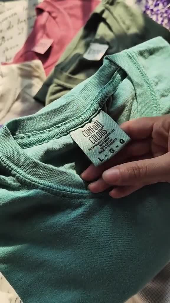 Camiseta personalizada del equipo de boxes de Disney Cars, camiseta de cumpleaños de McQueen y Mater, conjunto de cumpleaños para niños, camiseta a juego para vacaciones familiares, camiseta del equipo de carreras video poster