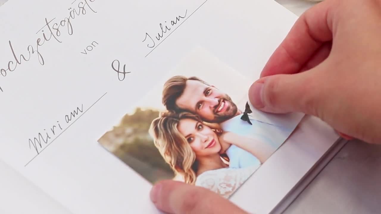 Libro degli Ospi del Matrimonio con Domande da compilare