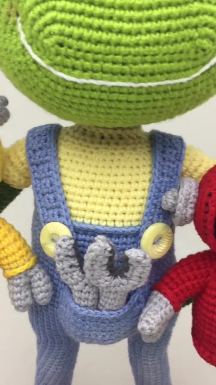 Gecko's Garage Inspired Crochet Plush / Amigurumi / 