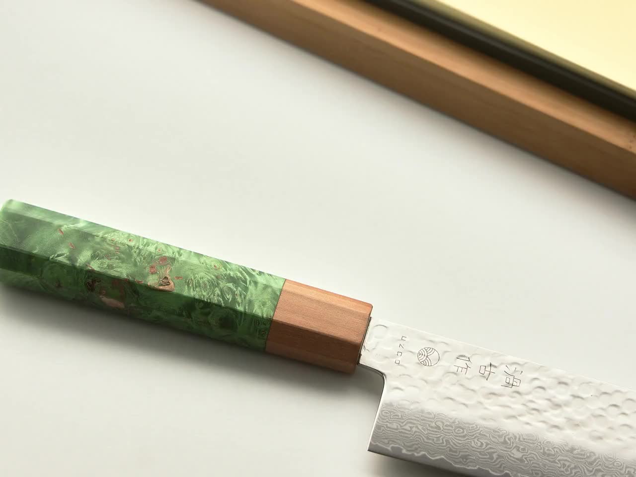 Damascus Japanese Style Chef Knife Bundle 20cm Gyuto, 17cm Santoku