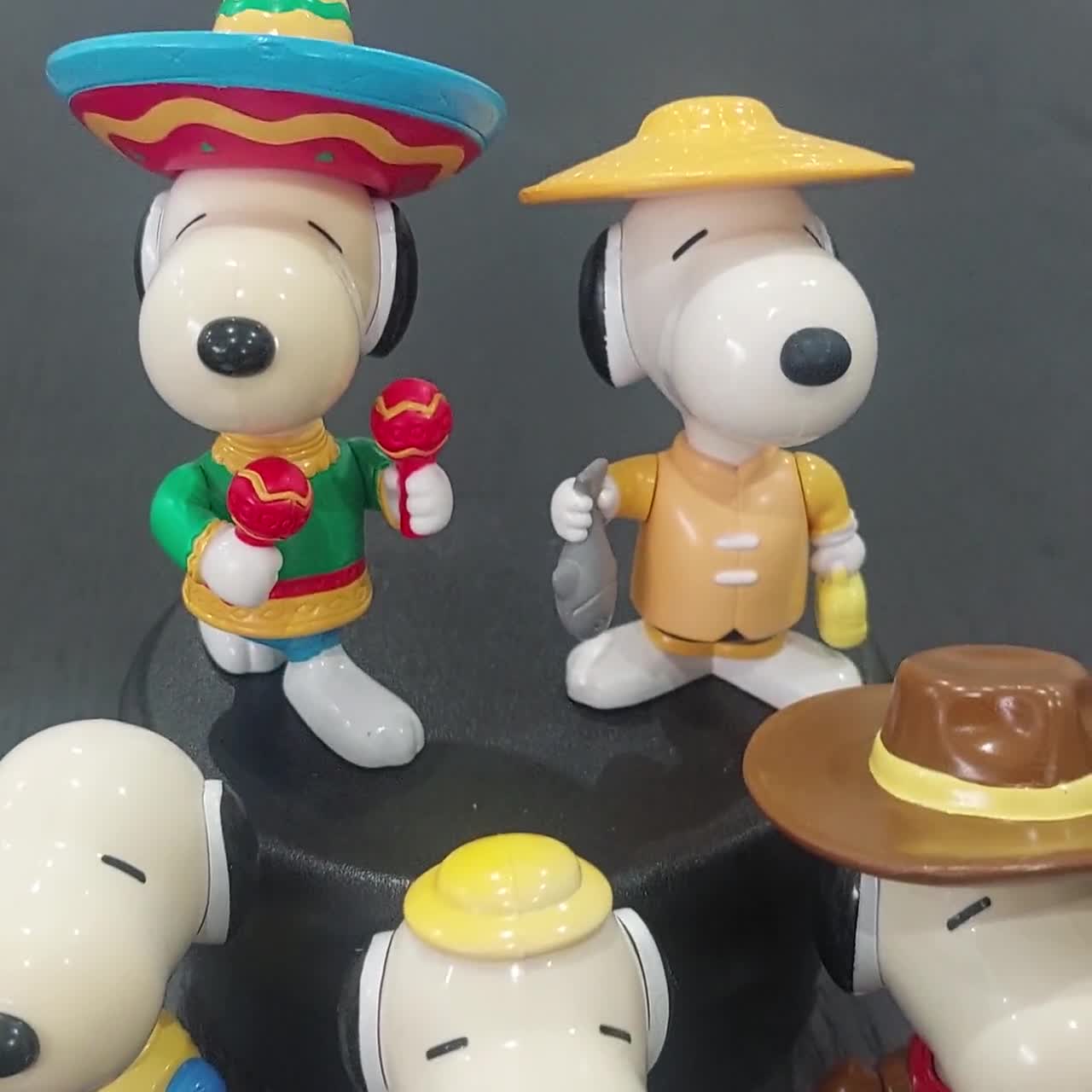 Vintage Snoopy World Tour Toys: 1999 Mcdonalds Happy Meal Figures