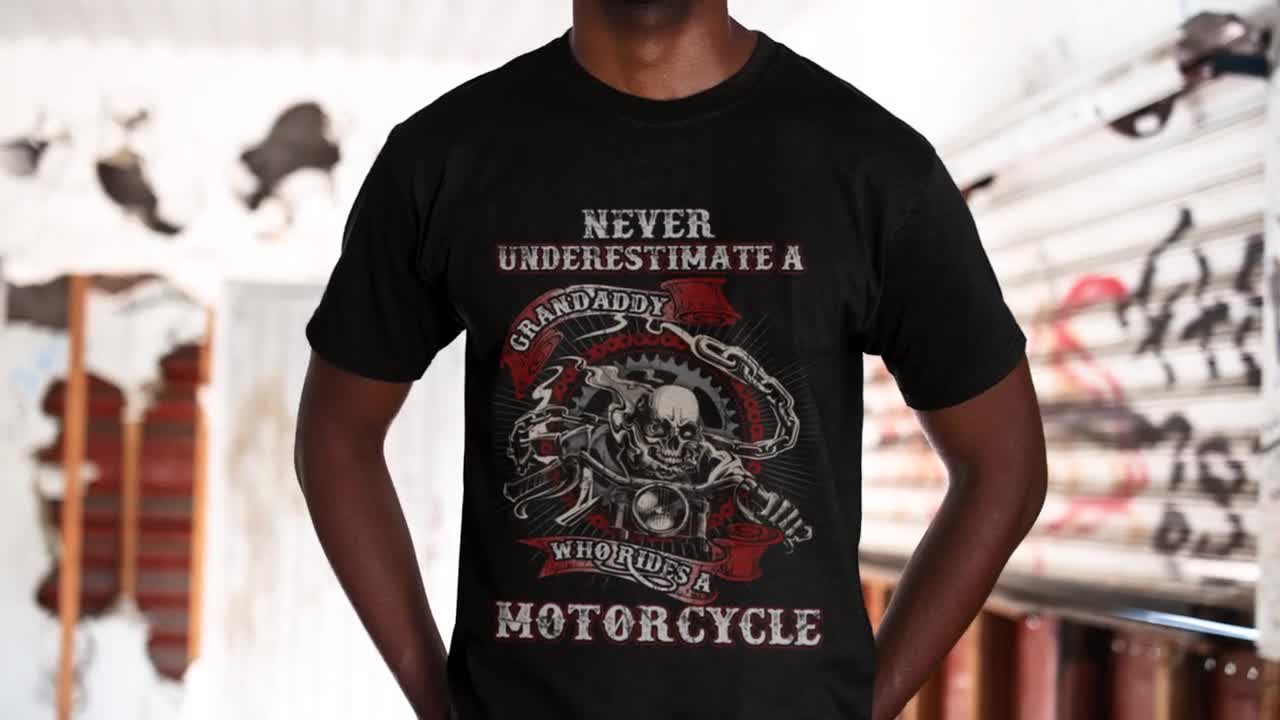 Grandpa Moto Tshirt Gift/Never Underestimate A Granddaddy Who Rides A  Motorcycle/Grandpa Motorcycle Tshirt/Biker Grandpa Gifts/Grandpa Shirt