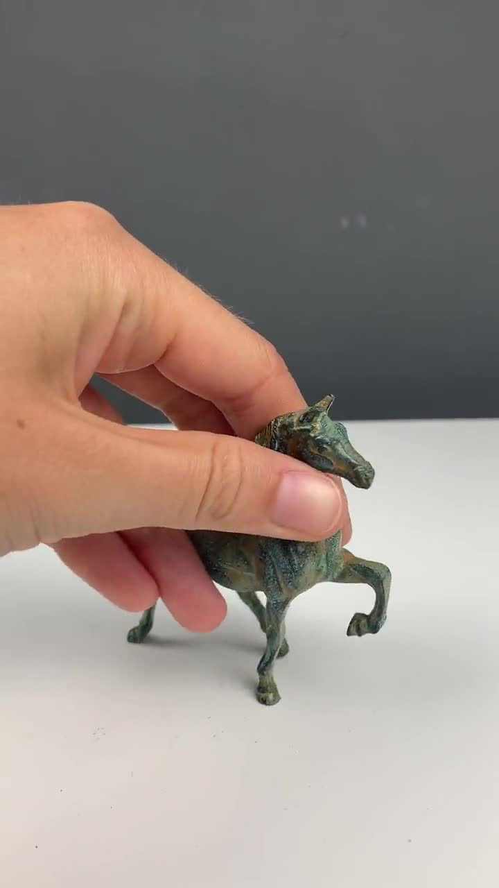 馬のブロンズ像 緑青加工 アメリカンサドルブレッド - ヨーロッパ製