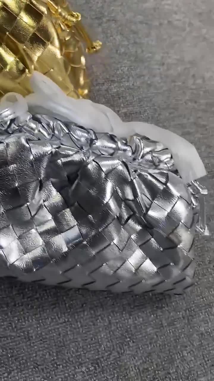 Handwoven Genuine Leather Knot Bag – Braided Dumpling Purse video poster