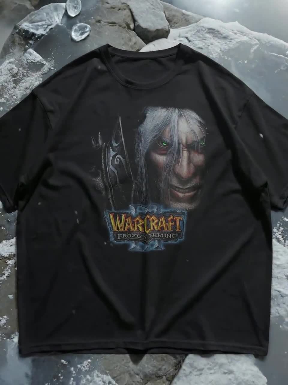 Camiseta vintage de Arthas del Trono Helado del Rey Exánime de World of Warcraft / Camiseta de Warcraft 3 video poster
