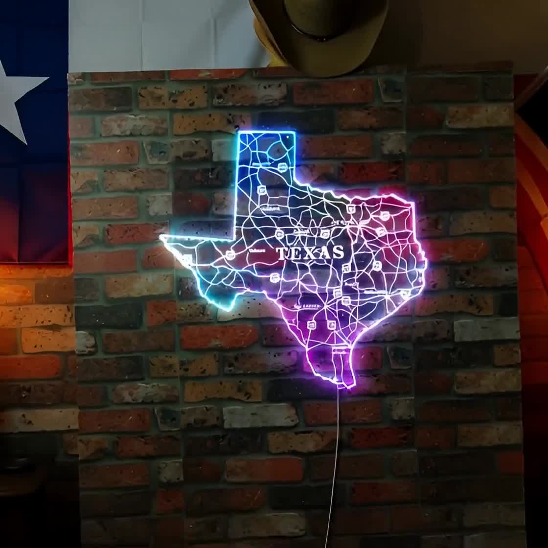 DIESEL　X THUNDER DISPLAY　プラズマネオン　インテリア雑貨 Texas Road Map RGB Dynamic Glam LED Sign - Cut-to-edge Shape