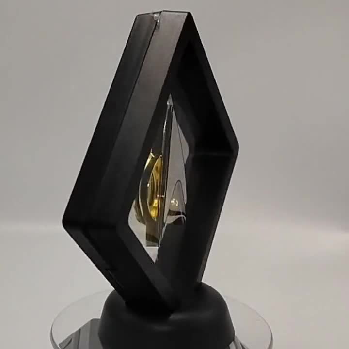 Quantum Mechanix – Badge Star Trek – Sciences – Split-Delta – Métal Brossé – Fermoir Magnétique – Collection