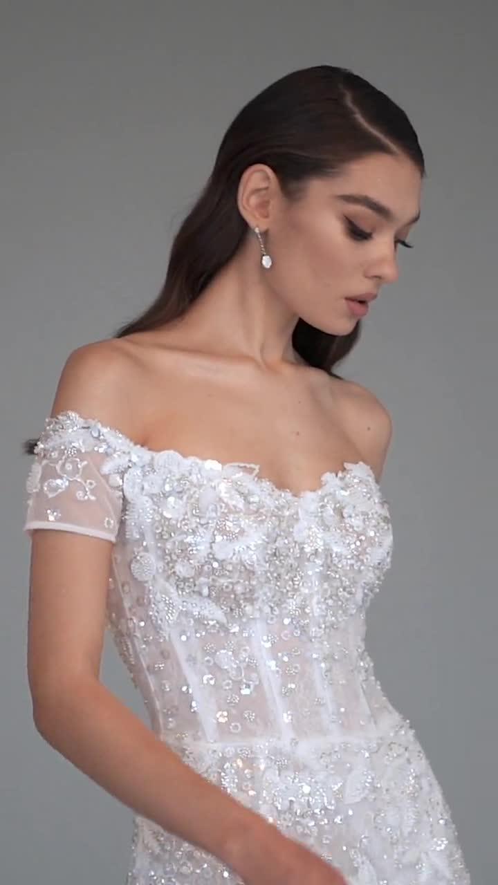 Sheath Wedding Dress Isabel, off the Shoulder Wedding Dress, Reception  Wedding Dress, Sexy Beaded Lace Wedding Dress With Short Sleeves 