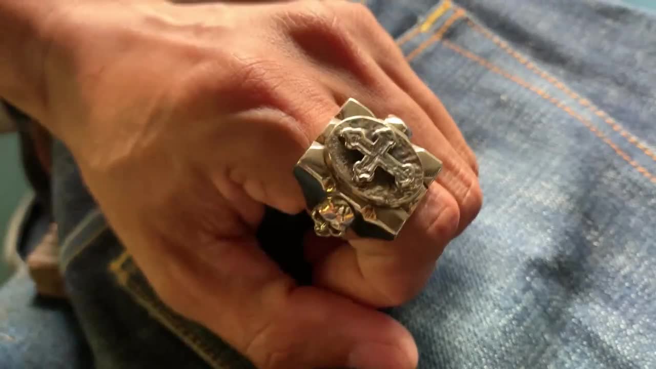 Cross Vintage Ring for Men Made of Sterling Silver 925