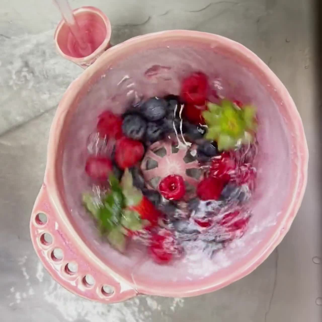 Berry Washing Bowl, Ceramic Vortex Fruit Washer, Handmade