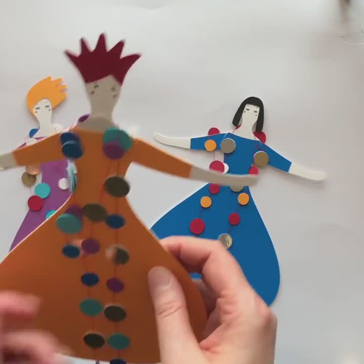 Dancing Girls Galand, Wall Decor, Paper Craft Kit, DIY Project