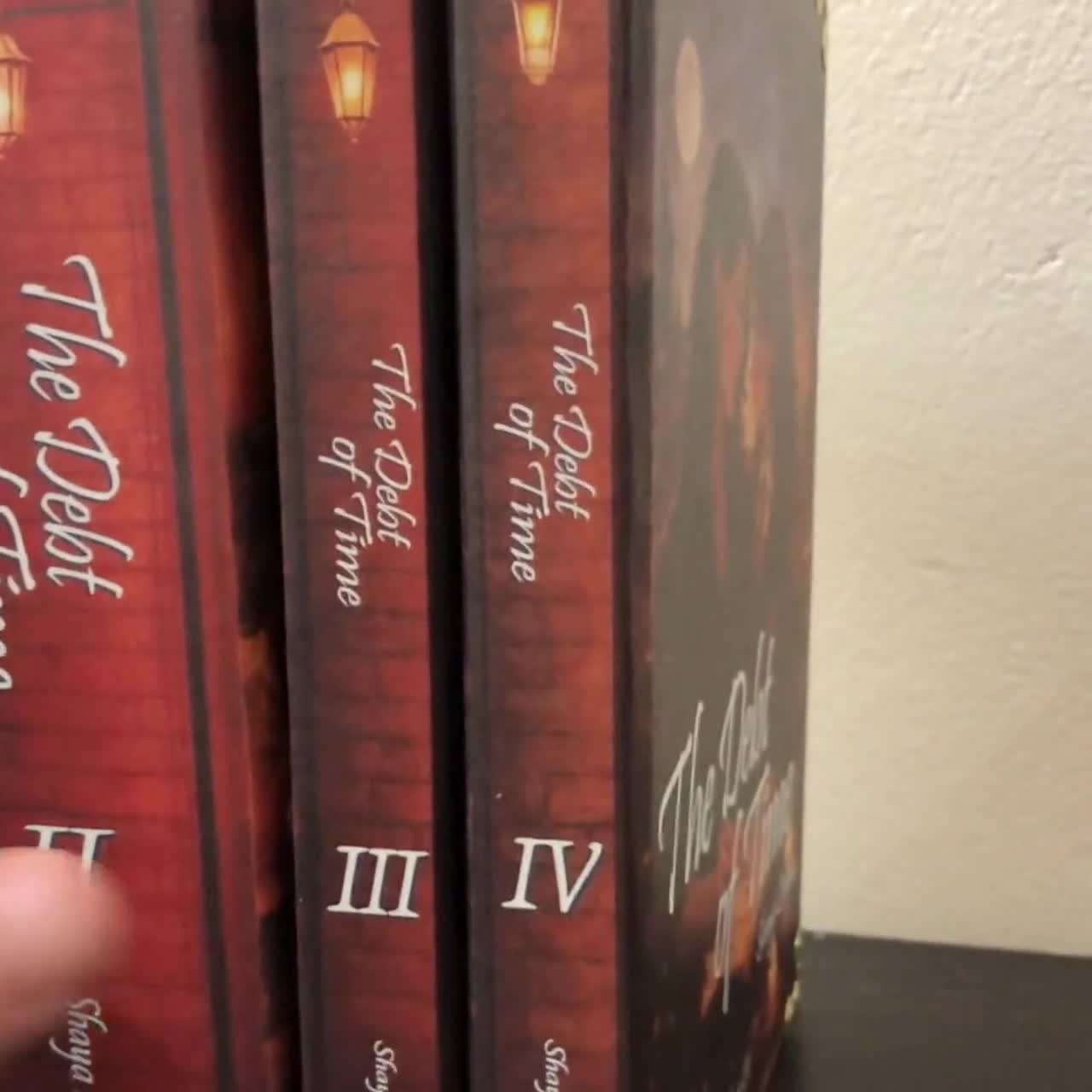 La deuda del tiempo - Fanfic de tapa dura (4 libros, tamaño A5) video poster