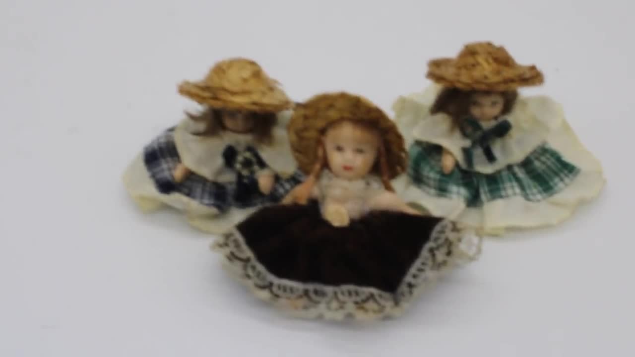 Porte-chapeau Miniature Ancien Pour Poupée - Bois Et Composites - Années 1900