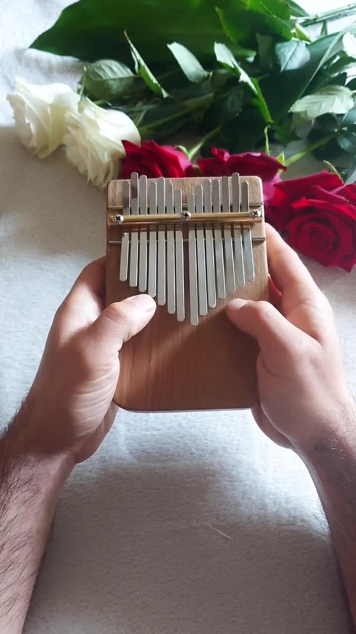 Kalimba en bois artisanal