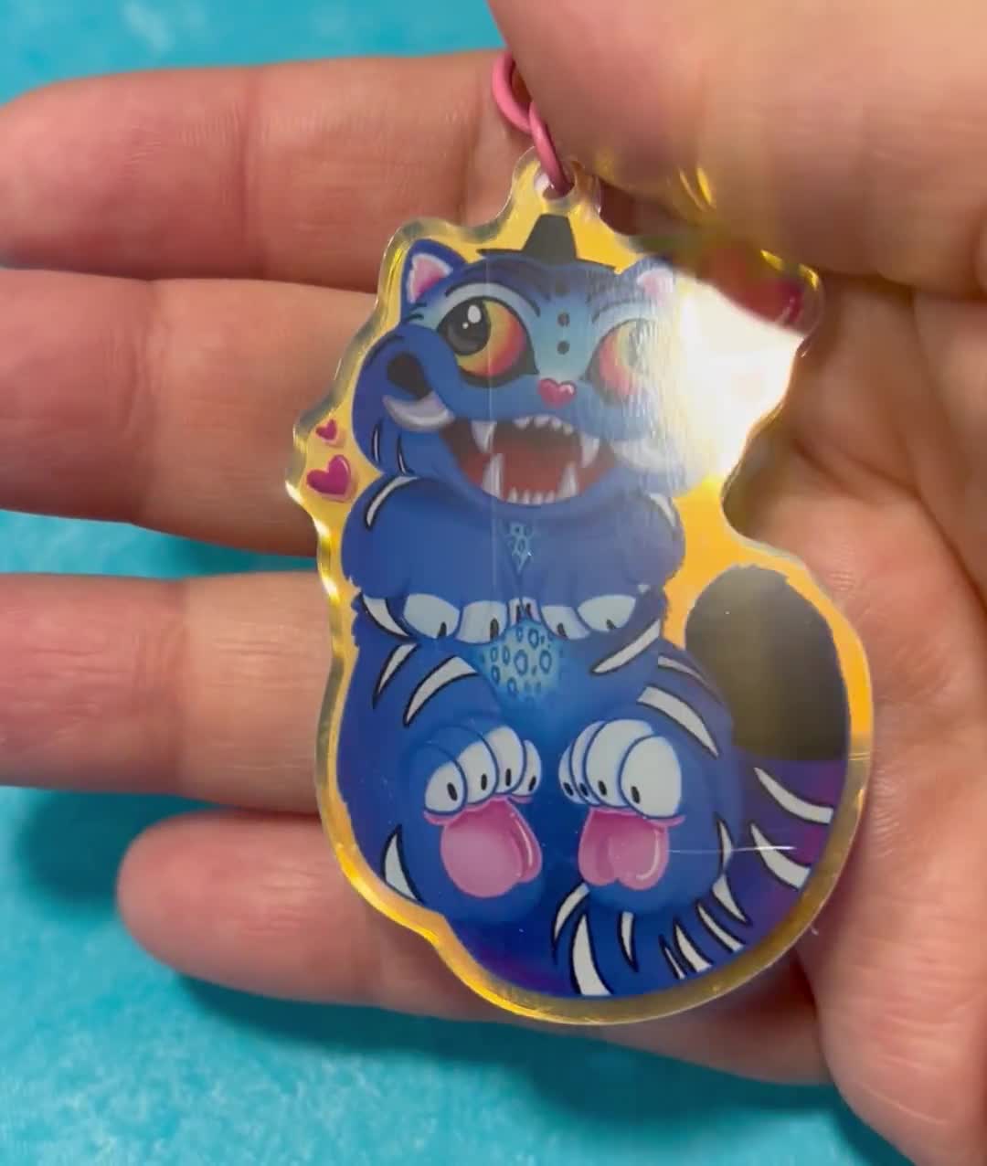 ダーピーブルータイガーチャーム || 前面エポキシ付きアクリル