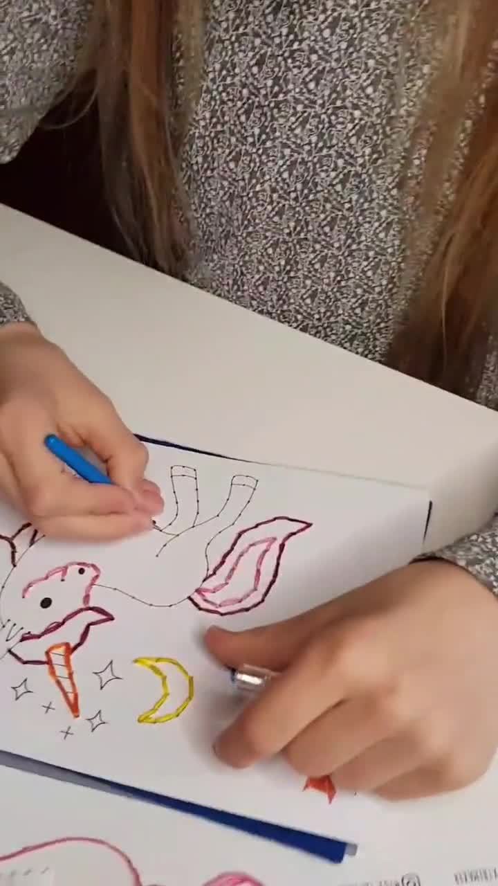 Kit De Couture Pour Enfants - Cartes à Lacet, Fils Colorés, Aiguilles En Plastique, Motricité Fine 3-5 Ans