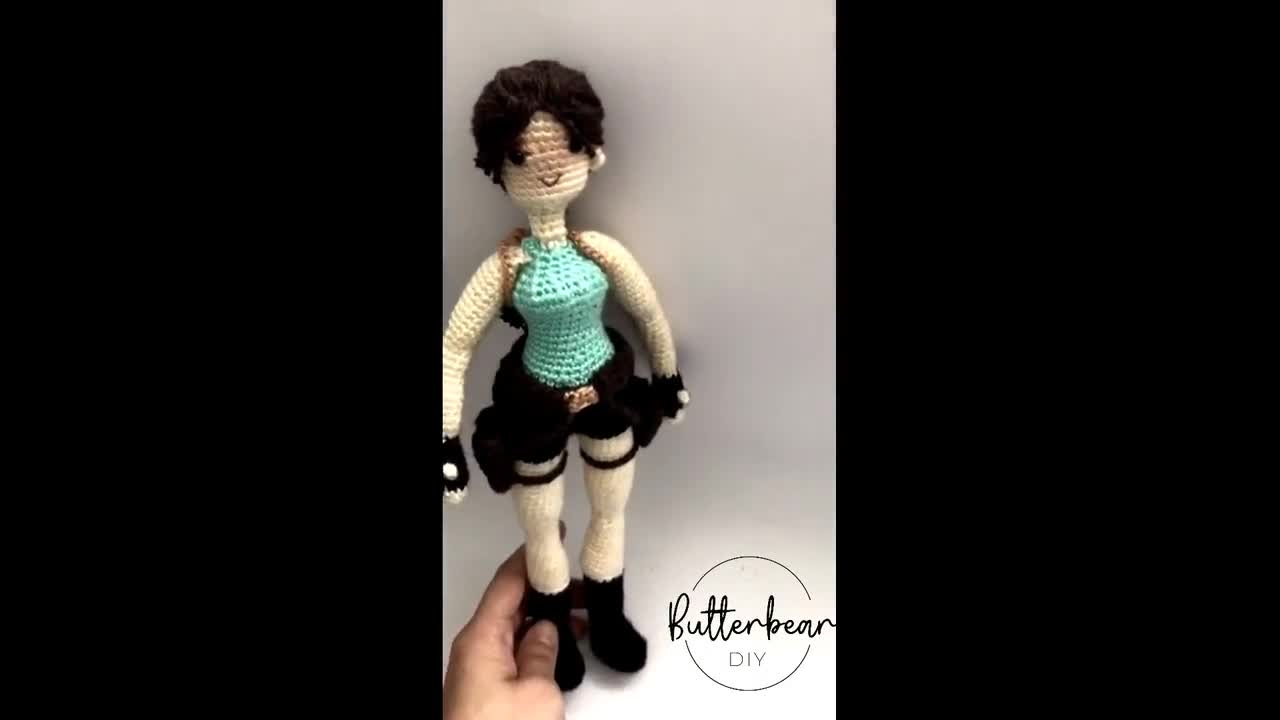 Make to order : Lara Croft from Tomb Raider Amigurumi doll