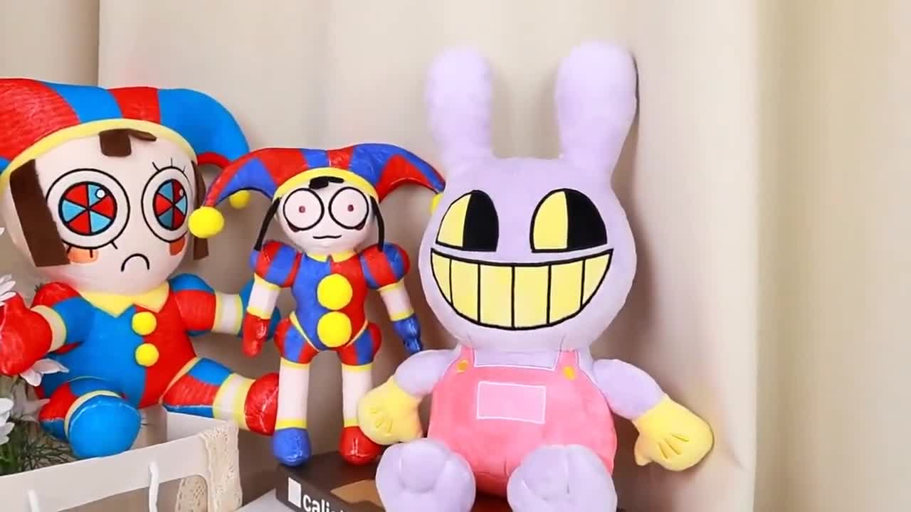 L’incroyable jeu de cirque numérique Anime poupée en peluche Dessin animé  Poupées en peluche douce Jouet cadeau