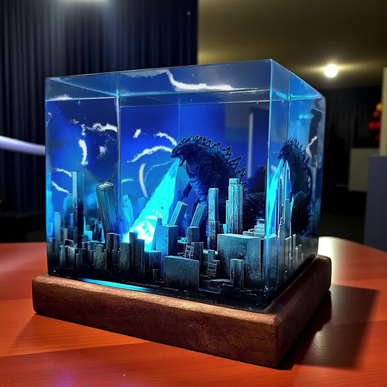 水没都市　クジラも泳ぐ　ジオラマ　LEDライト Handmade Resin & Wood Lamp: Light-up City Diorama With Monster