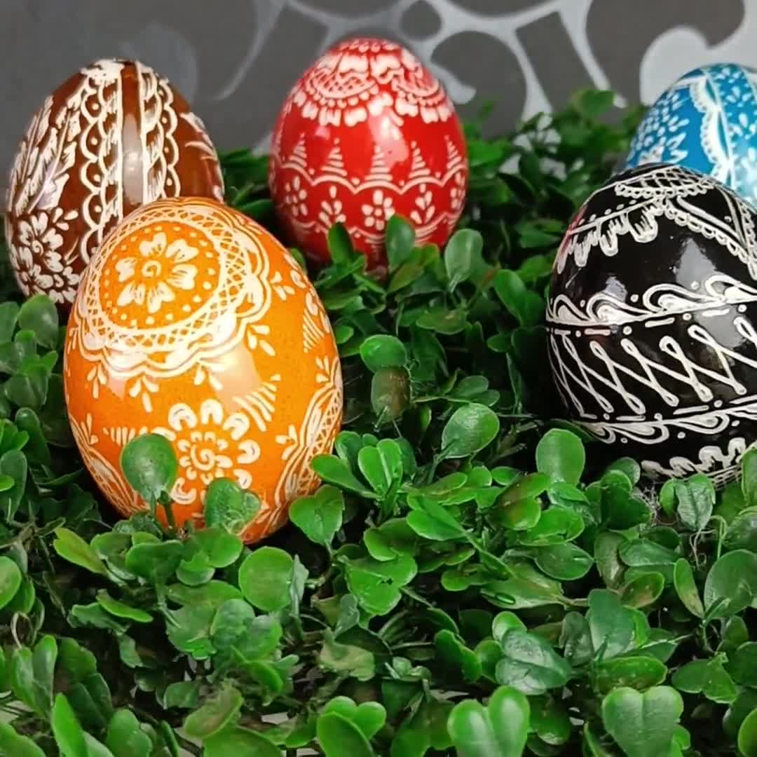 easter eggs - easter door decor - osterdeko - pysanky eggs - new house  ornament - easter egg ornaments