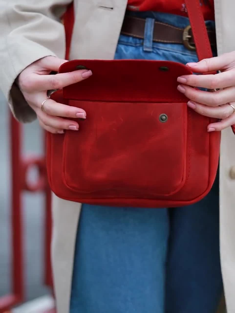 Borsa Da Viaggio Donna In Pelle Rossa – Piccola, A Tracolla, Con Cinturino Regolabile – Lorenz/GHS