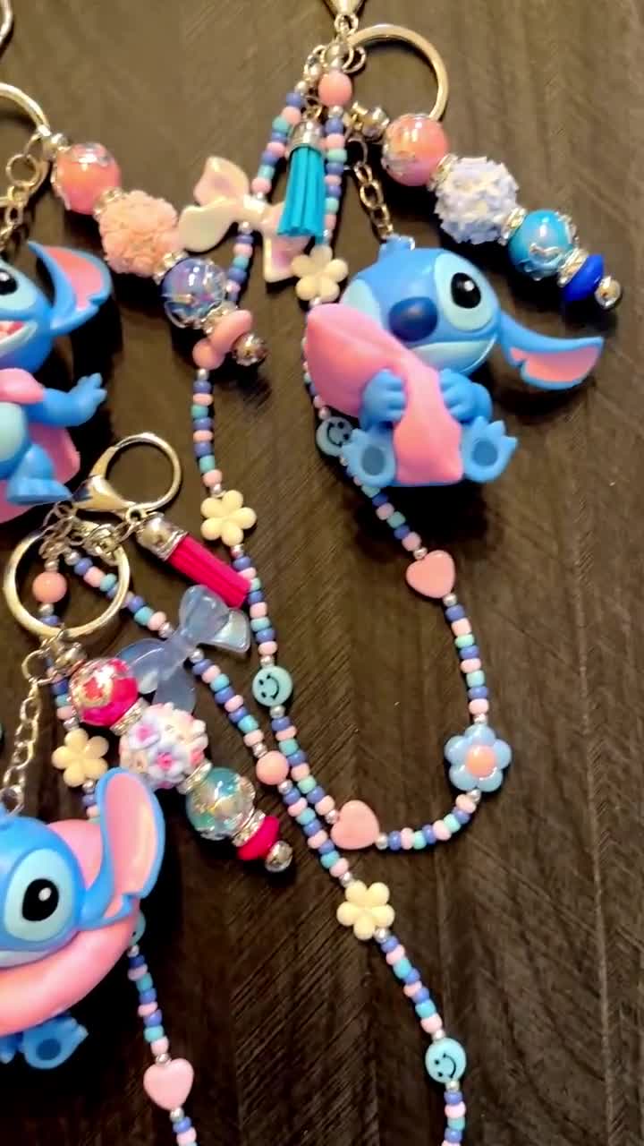 LLAVERO Y Charm para Bolso STITCH. video poster