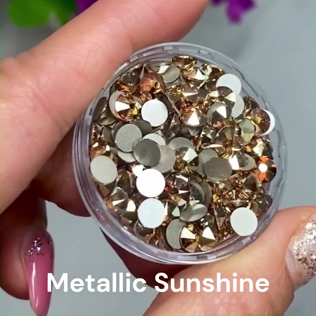 Crystal Metallic Sunshine (001 METSH) Swarovski 2088 XIRIUS 16ss
