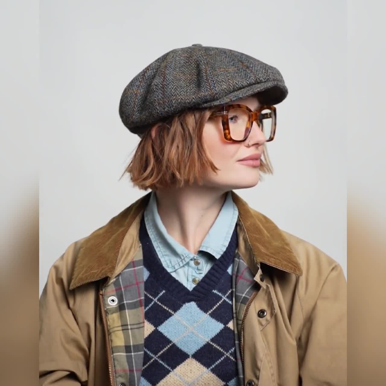 PEAKY Harris Tweed Newsboy Cap | Genuine Authentic Scottish 8 Panel Traditional Apple Bandit Large Crown Golf Hat Gangster Wool BROWN-bLUE video poster