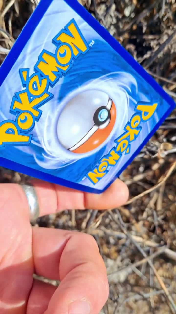 Tarjeta Pokémon Milton - Espacio de oficina, image size:720x1280