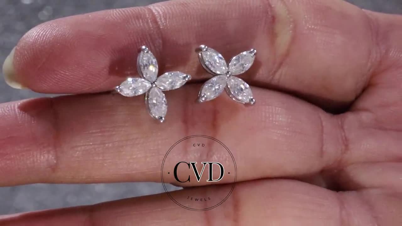 マーキススタッドピアス / マーキスカットダイヤモンドピアス / ミニマ